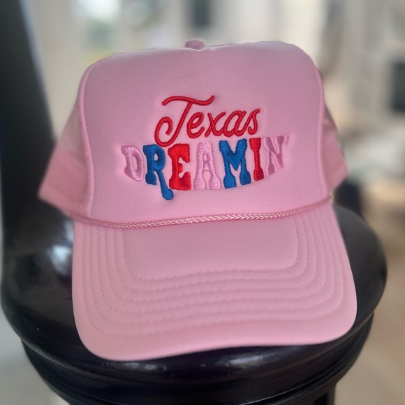 Accessories - Trendy Trucker Texas Dreamin